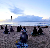 Making Meditation Mainstream Free Beach Meditation Sessions - Avalon Beach - Lennox Head Accommodation