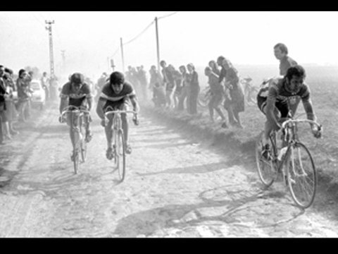 The Big Bike Film Night 'Feature Series' - A Sunday In Hell - Lennox Head Accommodation 2