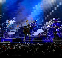 Red Hot Summer Tour - Batemans Bay - Lennox Head Accommodation