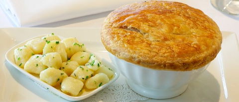 Banjo Paterson Cottage Restaurant - Lennox Head Accommodation 1