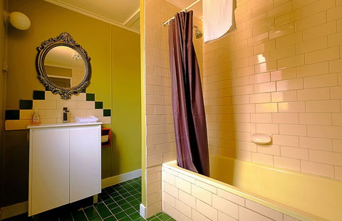 Hotel Blue - Lennox Head Accommodation 4