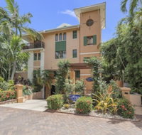 Martinique on Macrossan