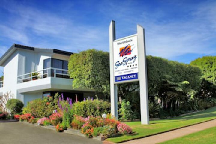 Merimbula NSW Lennox Head Accommodation
