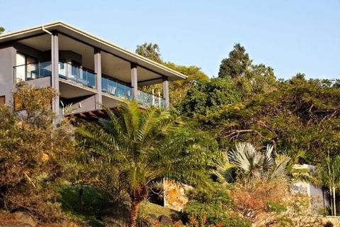 At Waterfront Whitsunday Retreat - Lennox Head Accommodation 1