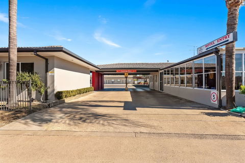 Econo Lodge Moree Spa Motor Inn - Lennox Head Accommodation 5