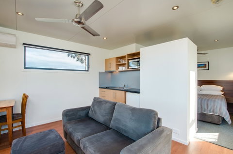 Swansea Beach Chalets - Lennox Head Accommodation 6