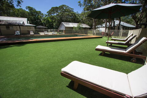 The Retreat Port Stephens - Lennox Head Accommodation 5