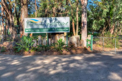 The Retreat Port Stephens - Lennox Head Accommodation 1