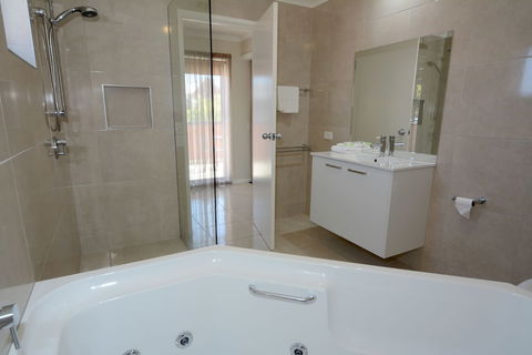 City Centre Motel - Lennox Head Accommodation 0