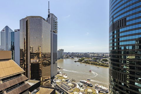 Oaks Brisbane On Felix Suites - Lennox Head Accommodation 1