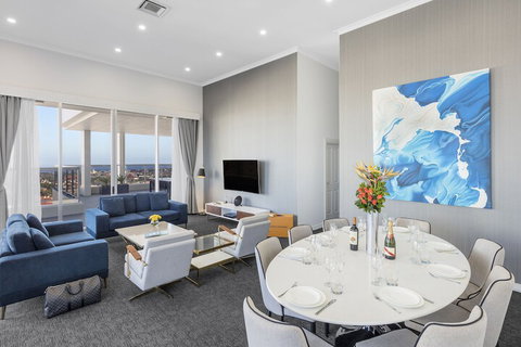 Meriton Suites Bondi Junction - Lennox Head Accommodation 7
