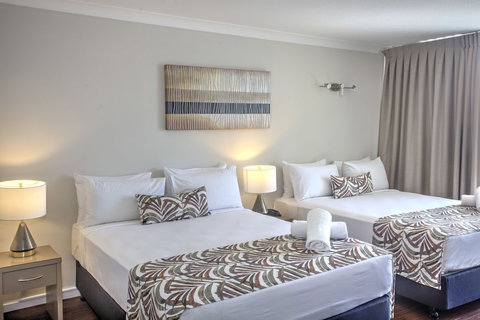 Cairns Plaza Hotel - Lennox Head Accommodation 5