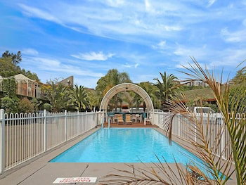 Ultimate Apartments Bondi Beach - Lennox Head Accommodation 5