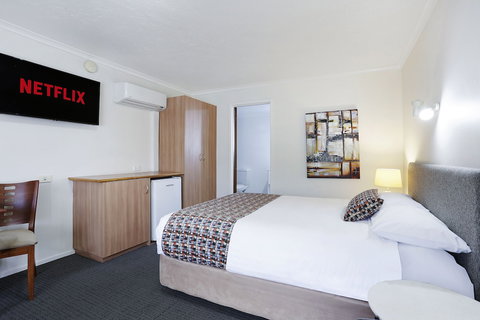Tudor Motor Inn Warrnambool - Lennox Head Accommodation 5