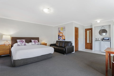 Tudor Motor Inn Warrnambool - Lennox Head Accommodation 6