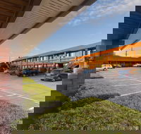 Hotel Bruce County - Lennox Head Accommodation