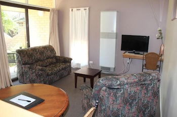 Executive Hideaway Motel - Lennox Head Accommodation 3