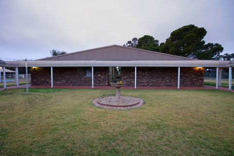 Club Inn Motel - Lennox Head Accommodation 1