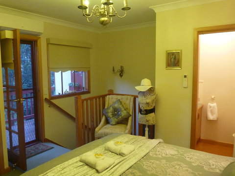 Mountain Lodge - Lennox Head Accommodation 3