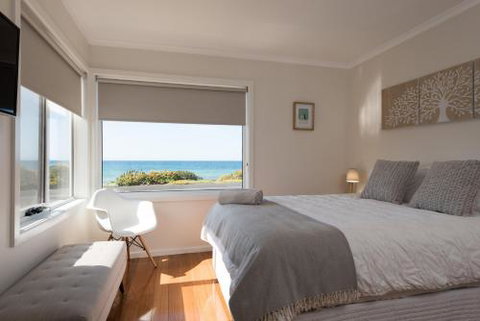 Penguin Beach House - Lennox Head Accommodation 5