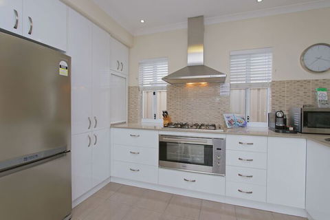 Anastasia Villa - Lennox Head Accommodation 7