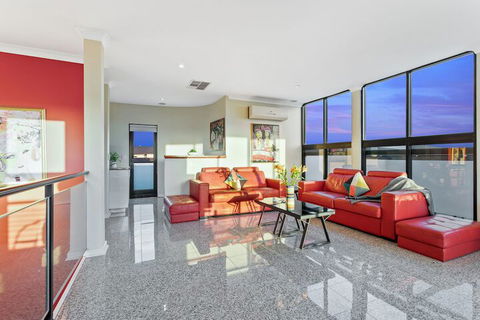 Villa De Marseilles Melbourne - Lennox Head Accommodation 3