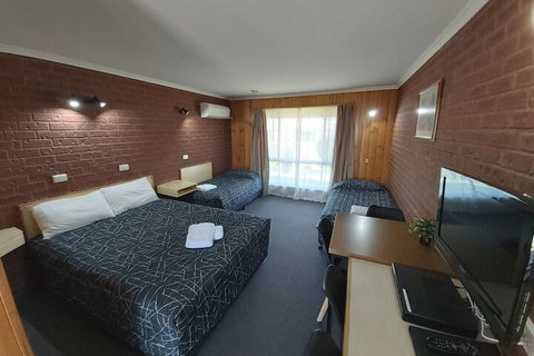 Country Mile Motor Inn - Lennox Head Accommodation 6