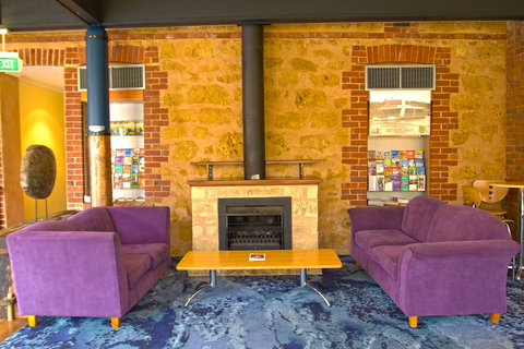 Pretoria Hotel - Lennox Head Accommodation 1