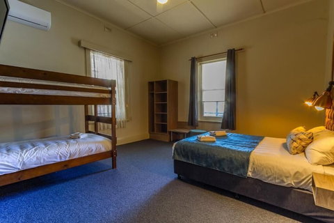 Pretoria Hotel - Lennox Head Accommodation 2