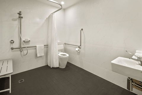 Quest Griffith - Lennox Head Accommodation 1