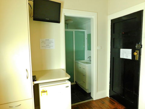 Royal Hotel Moree - Lennox Head Accommodation 2