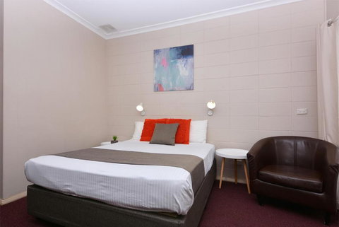Motel Poinsettia - Lennox Head Accommodation 2
