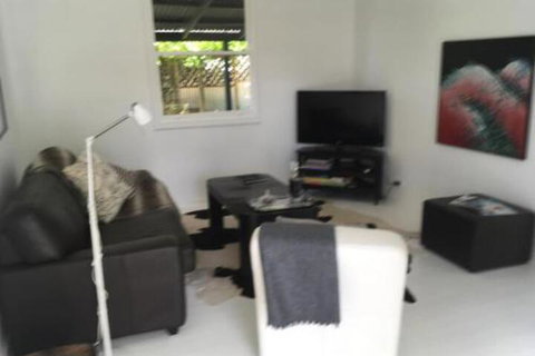 Hilltop Too - Lennox Head Accommodation 7
