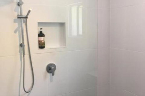 Hilltop Too - Lennox Head Accommodation 3