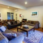 Jordan House - Lennox Head Accommodation 0