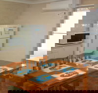 Lake Edge Holiday Units - Lennox Head Accommodation