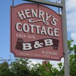 Henrys Cottage - Lennox Head Accommodation 0
