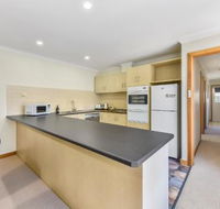 City Crashpad Apartment - Lennox Head Accommodation