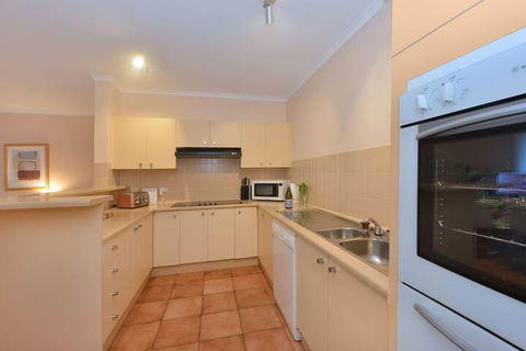 Paringa Beachfront Apartments - Lennox Head Accommodation 7