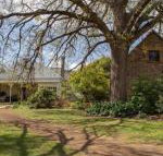 Twamley Farm - Lennox Head Accommodation