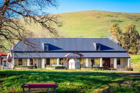 Brigham House - Lennox Head Accommodation 1