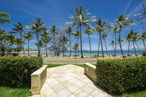 Pure Magnetic Villa 1 - Lennox Head Accommodation 0