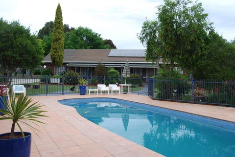 Greenvale Holiday Units - Lennox Head Accommodation 6