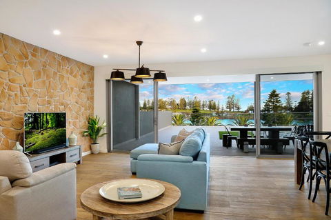 Belle Vue Penthouse At Black Beach - Lennox Head Accommodation 1