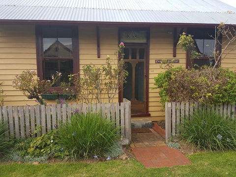 Twomeys Cottage - Lennox Head Accommodation 3