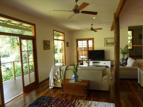 Magnolia Cottage - Lennox Head Accommodation 6