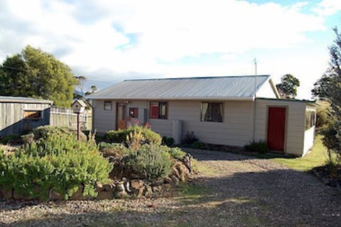 Engadine Cottage - Lennox Head Accommodation 4
