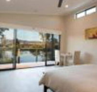 Still Earth - Lennox Head Accommodation