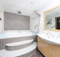 La Casa - Lennox Head Accommodation