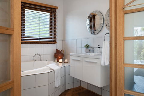 Gables Bend On High - Lennox Head Accommodation 4